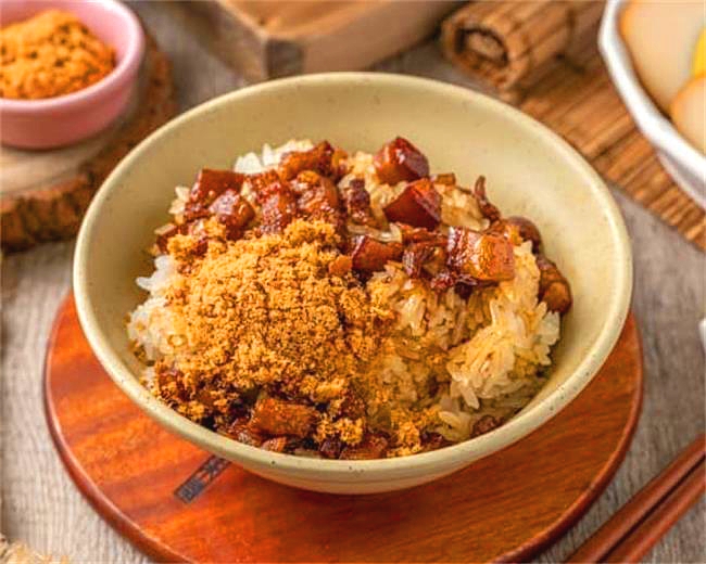 阿欽肉燥飯.米糕/屏東東港美食