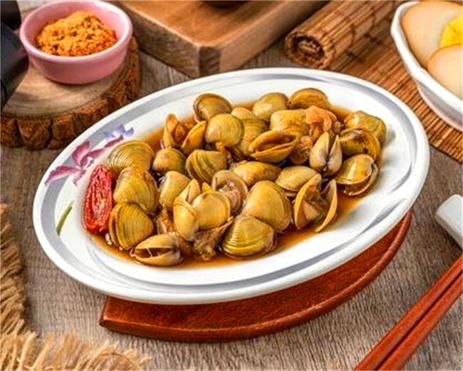 阿欽肉燥飯.米糕/屏東東港美食